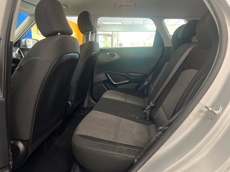 Used 2020 Silver Kia S image 15