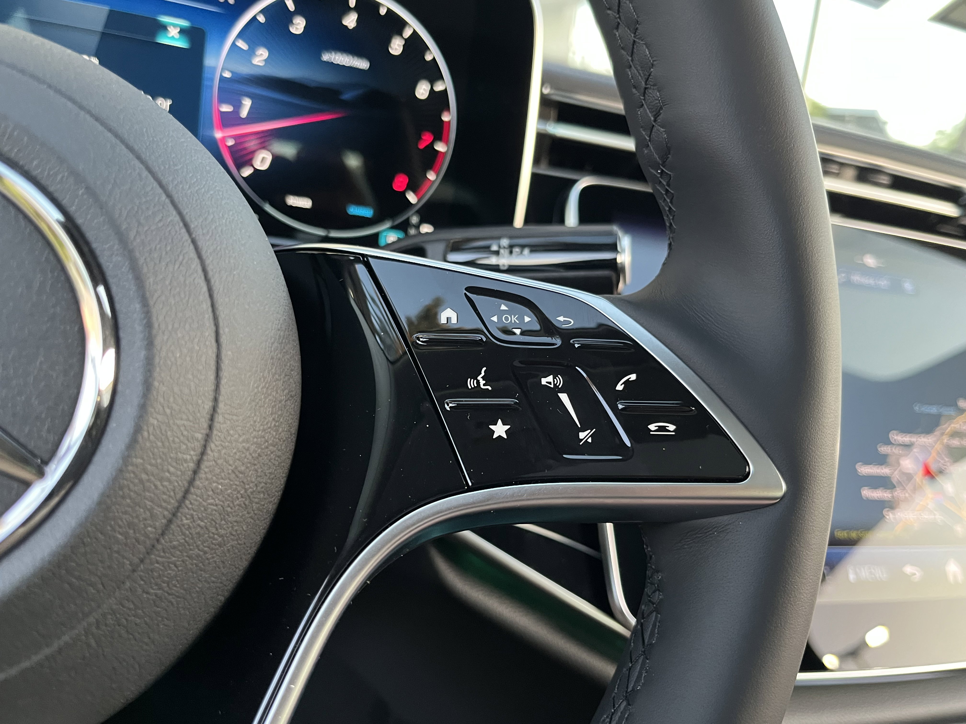 New 2026 Obsidian Black Metallic Mercedes-Benz E 350 image 27