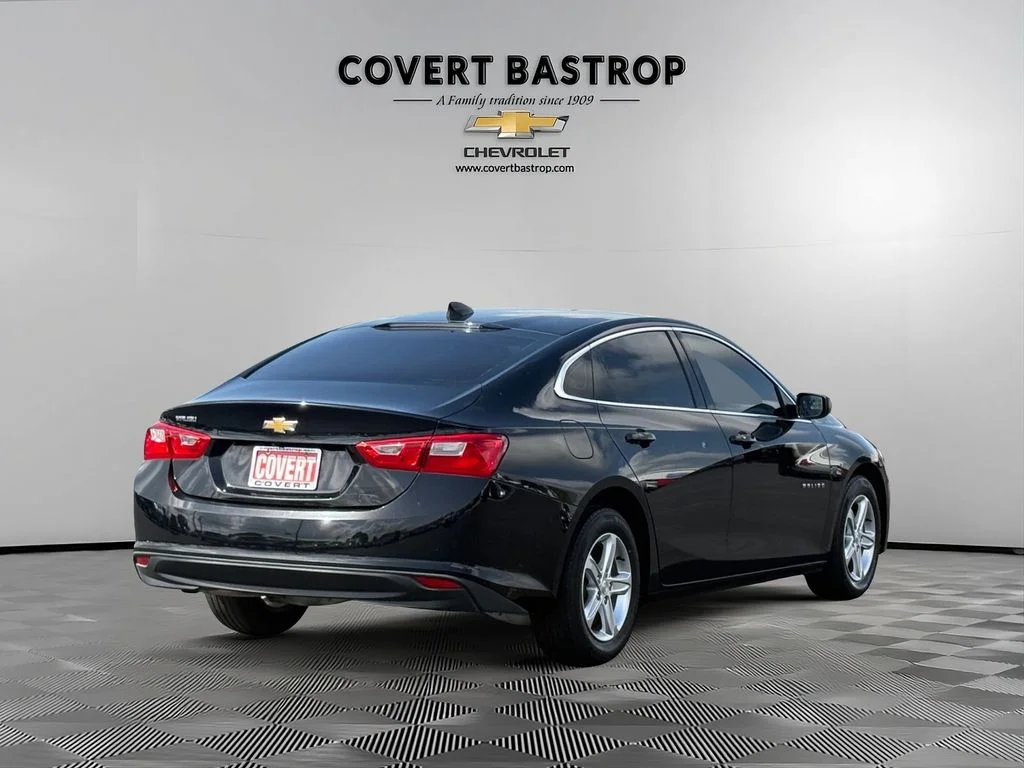 Used 2022 Black Chevrolet LS image 7
