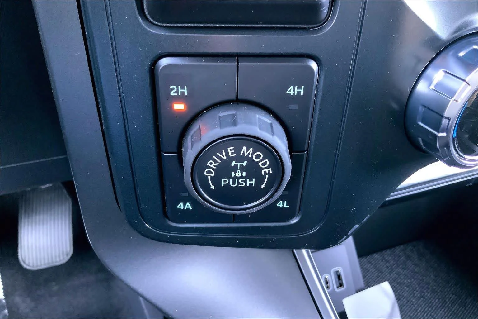 New 2026 Antimatter Blue Metallic Ford LARIAT image 20