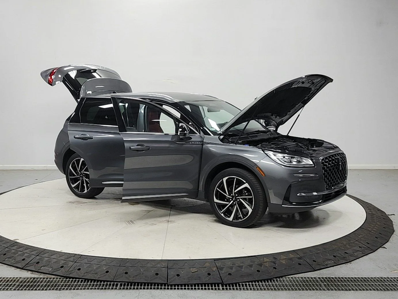 Used 2023 Metallic Lincoln Reserve image 10
