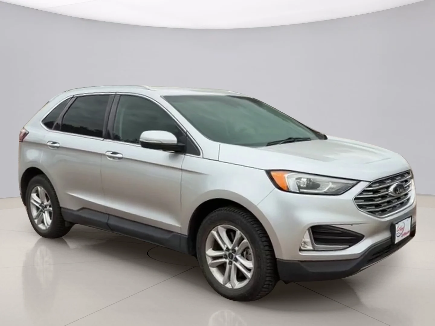 Used 2019 Gray Ford SEL image 7