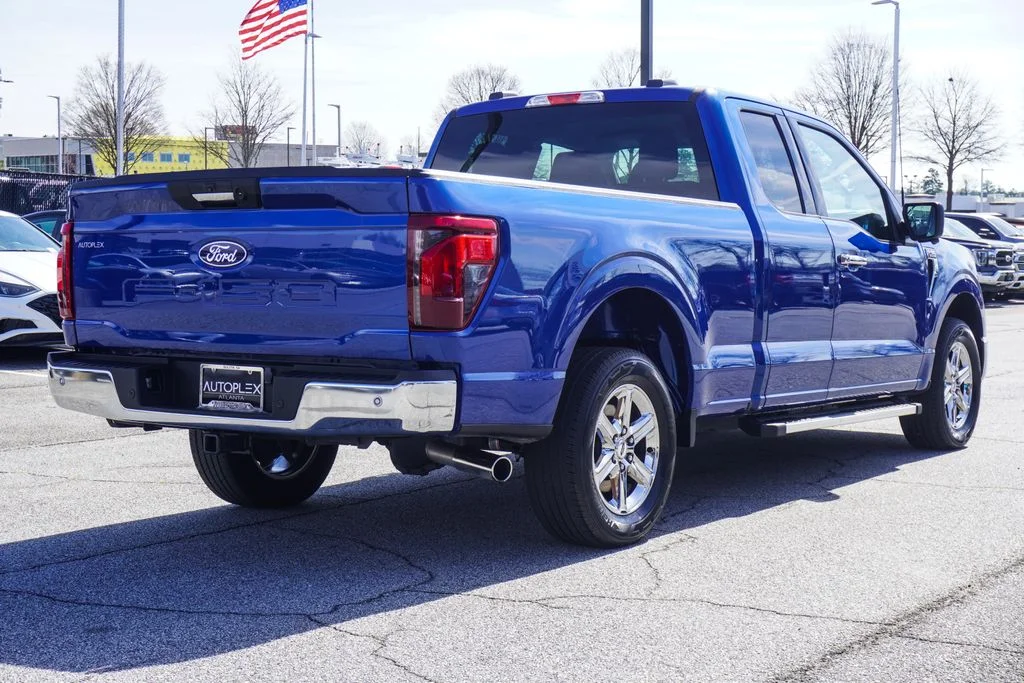 Used 2024 Blue Ford XLT image 26