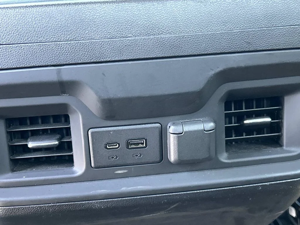 Used 2021 Gray Chevrolet RST image 17