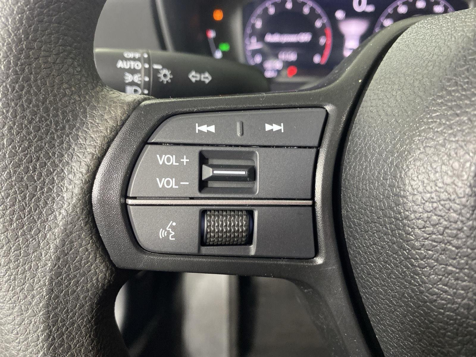 Used 2024 Meteorite Gray Metallic Honda LX image 14