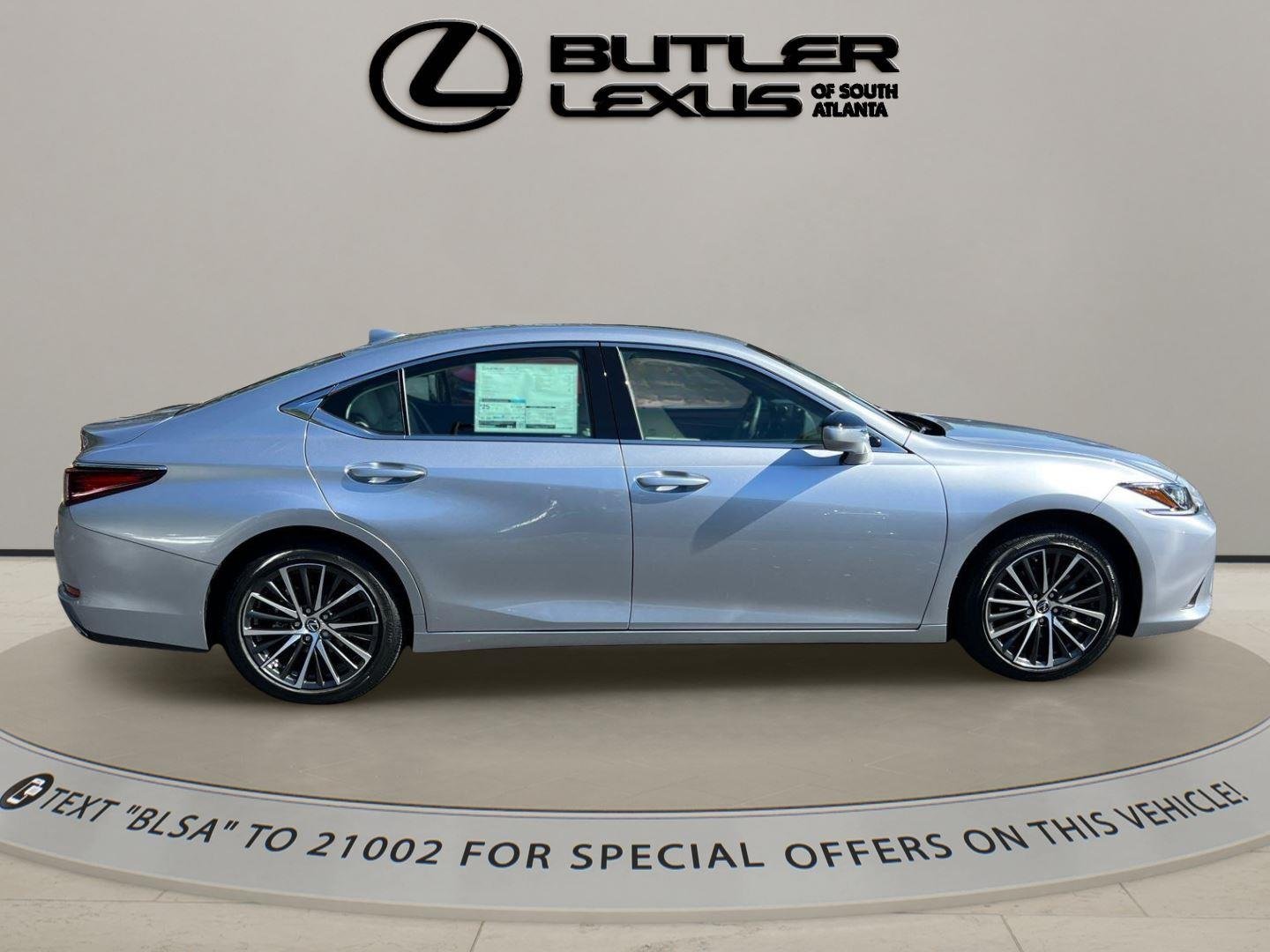 2025 Lexus ES 350 - Photo 4