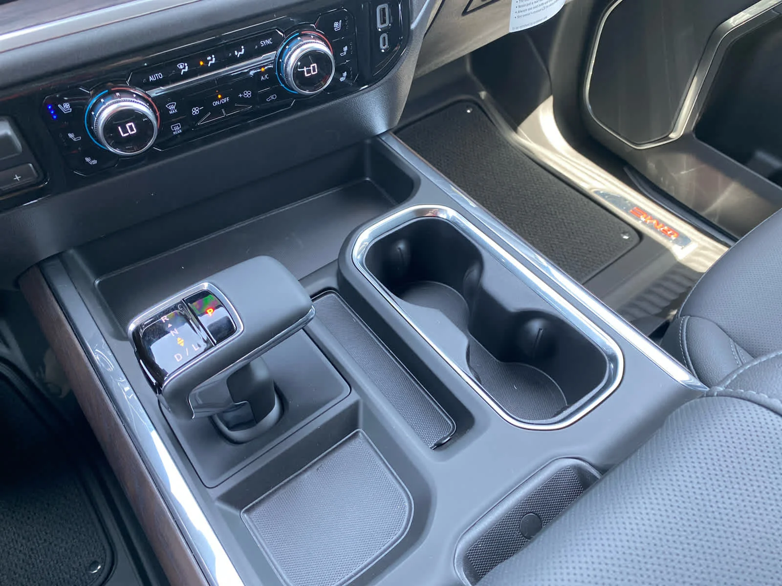 New 2026 Onyx Black GMC SLT image 20