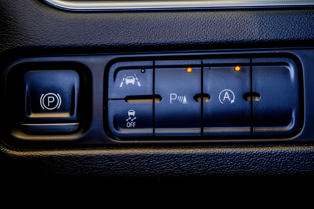 Used 2024 Green Chevrolet LT image 20