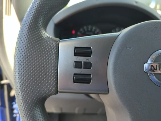 Used 2012 Blue Nissan SV image 39