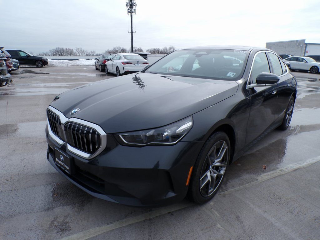 Certified Used 2026 Dark Graphite Metallic BMW 530i xDrive image 3