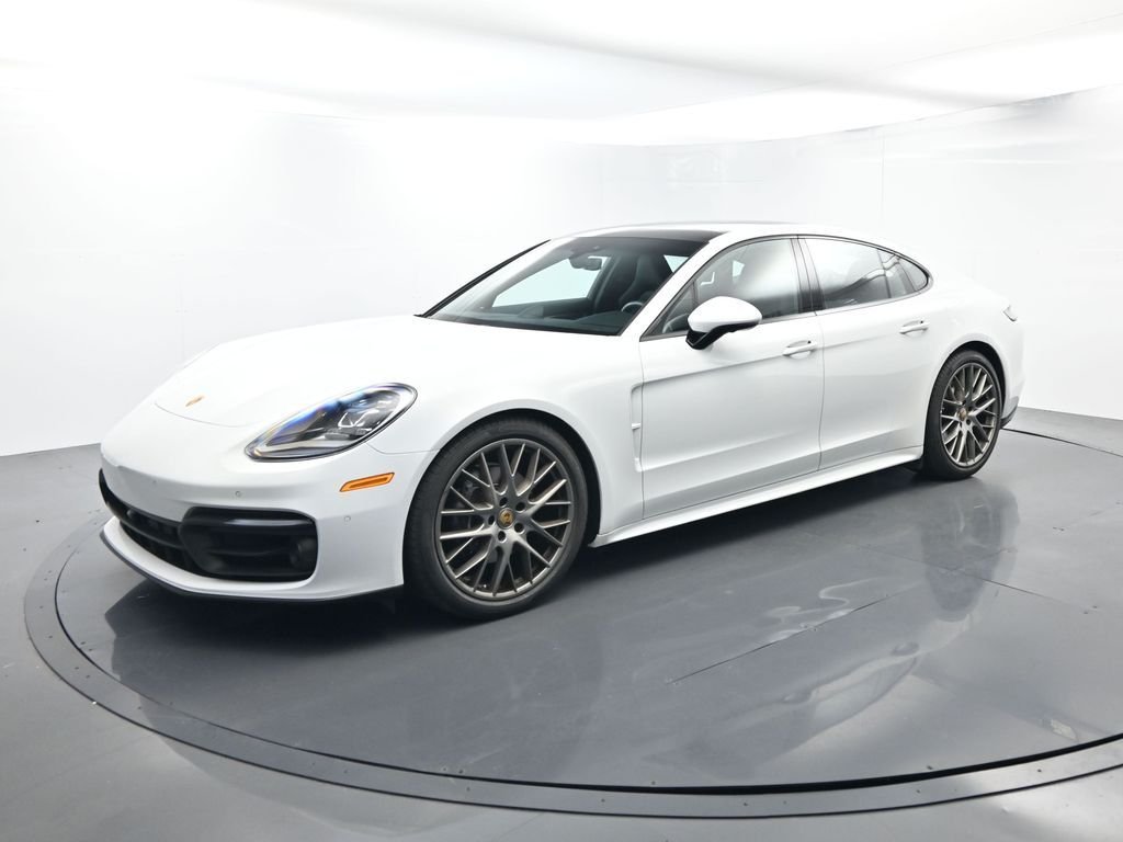 2023 Porsche Panamera Platinum Edition