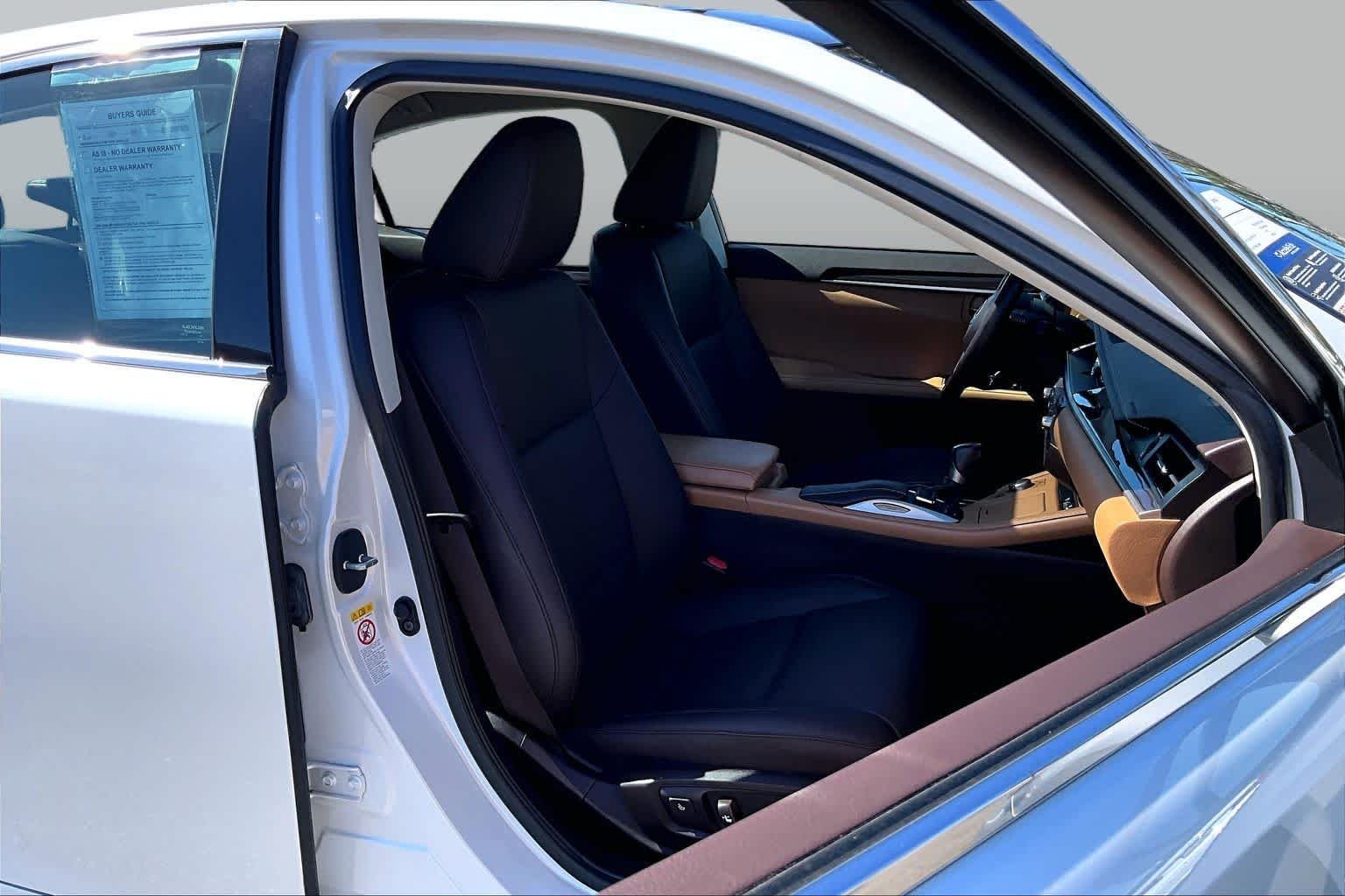 Pre-Owned 2018 Lexus ES 350
