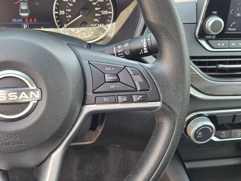 Used 2024 Gray Nissan 2.5 SV image 18