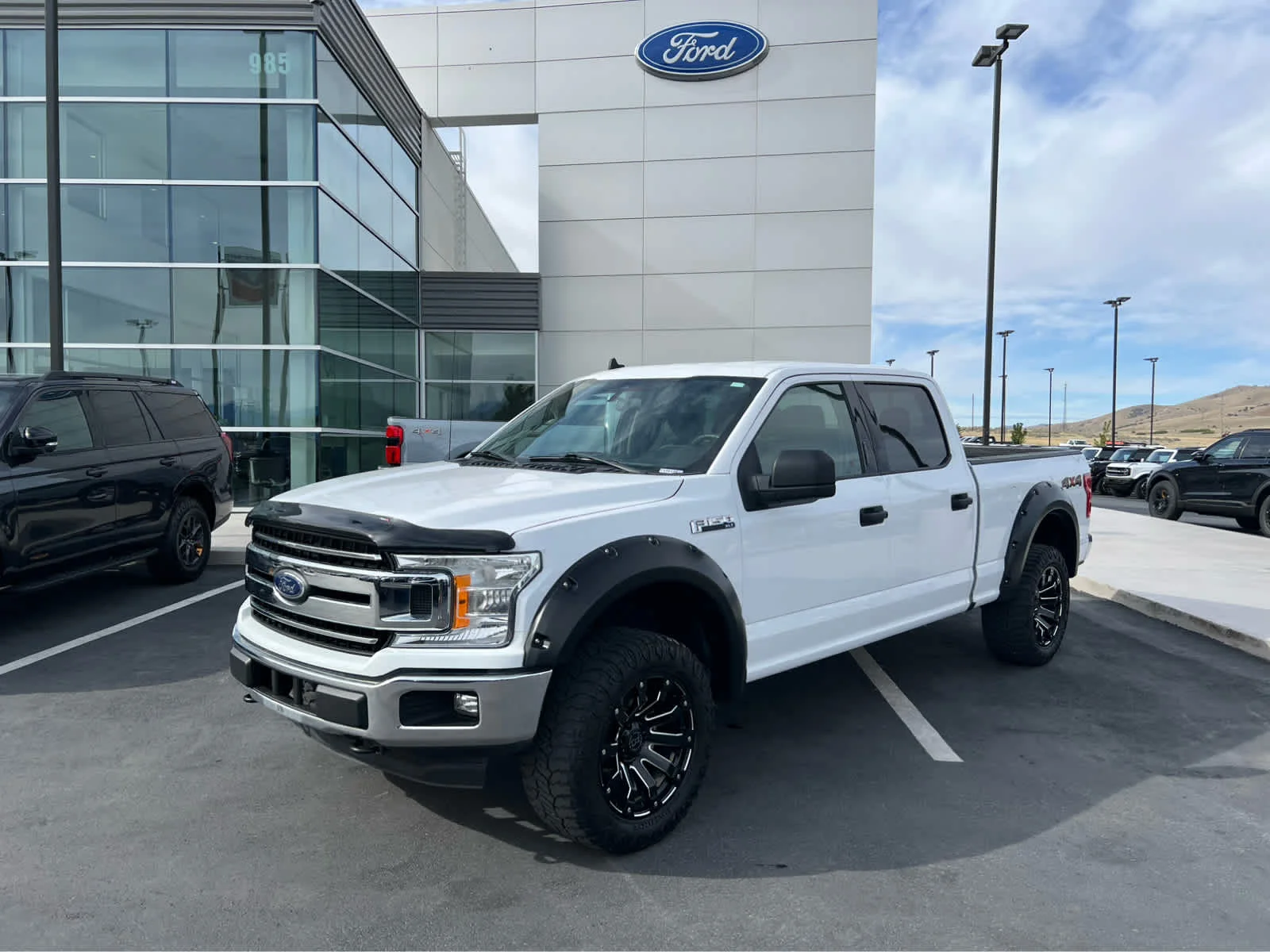 2019 Ford F-150 XLT 4x4 SuperCrew 157 in's photo