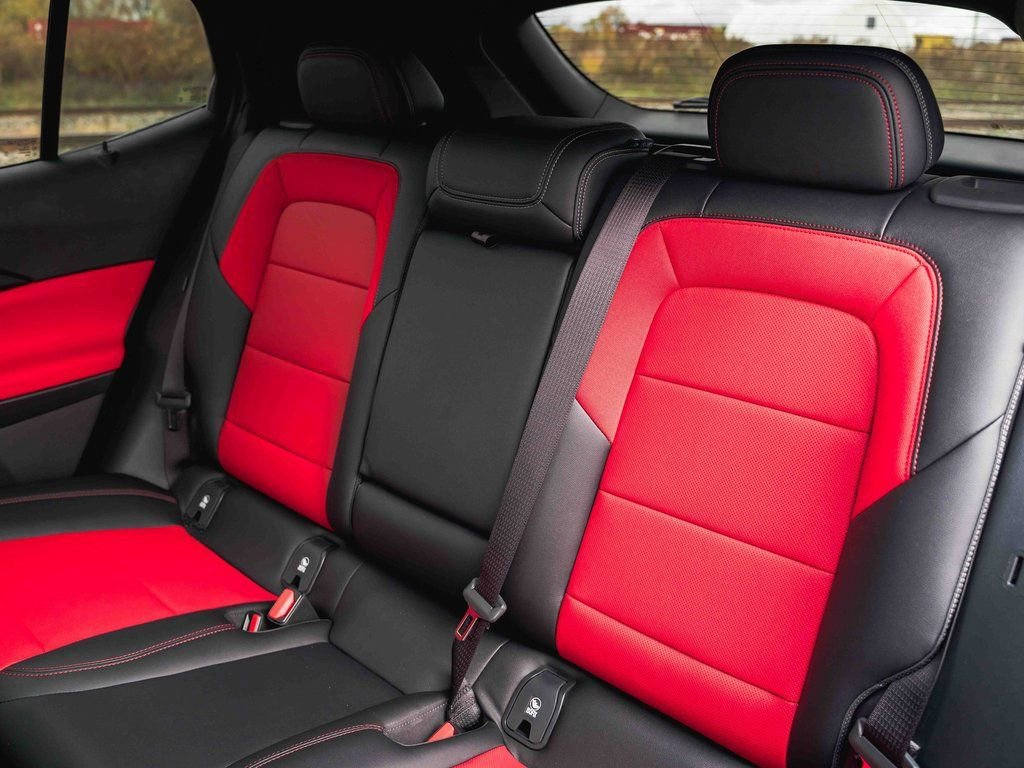 2025 Chevrolet Equinox EV RS - Photo 51