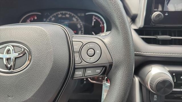 Certified Used 2025 MAGNETIC GRAY MET. Toyota  image 21