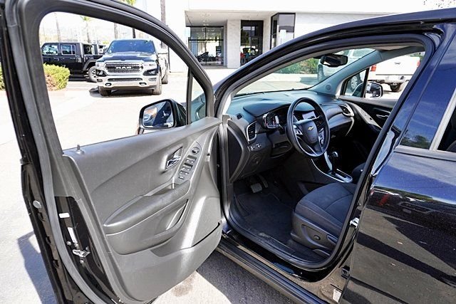 Used 2021 Black Chevrolet LS image 34