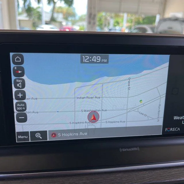 Used 2021 White Kia EX image 18