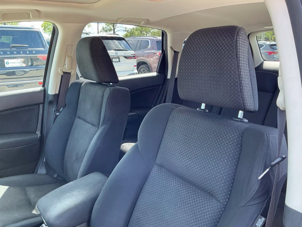 Used 2015 Silver Honda EX image 19