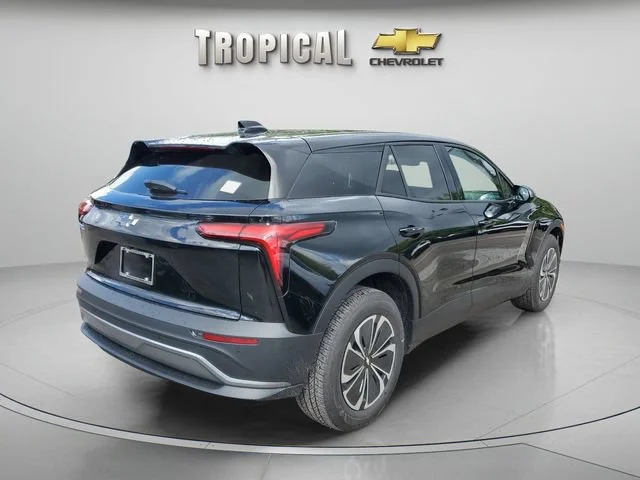 New 2025 Black Chevrolet LT image 5