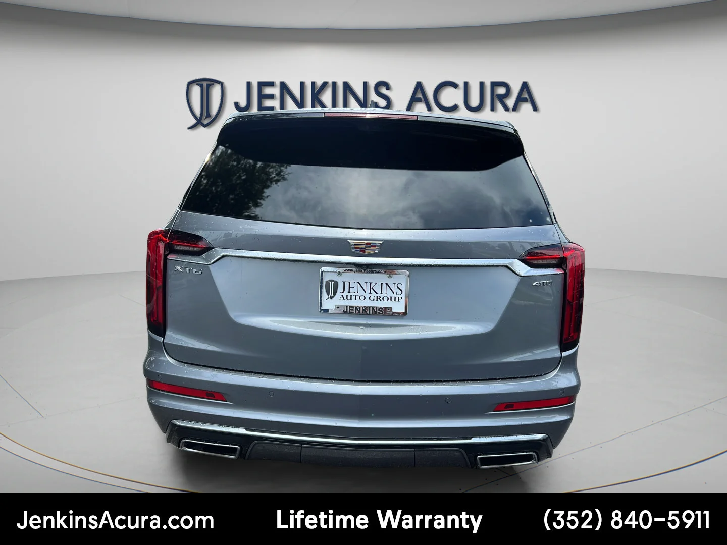 Used 2021 Satin Steel Metallic Cadillac Premium Luxury image 6