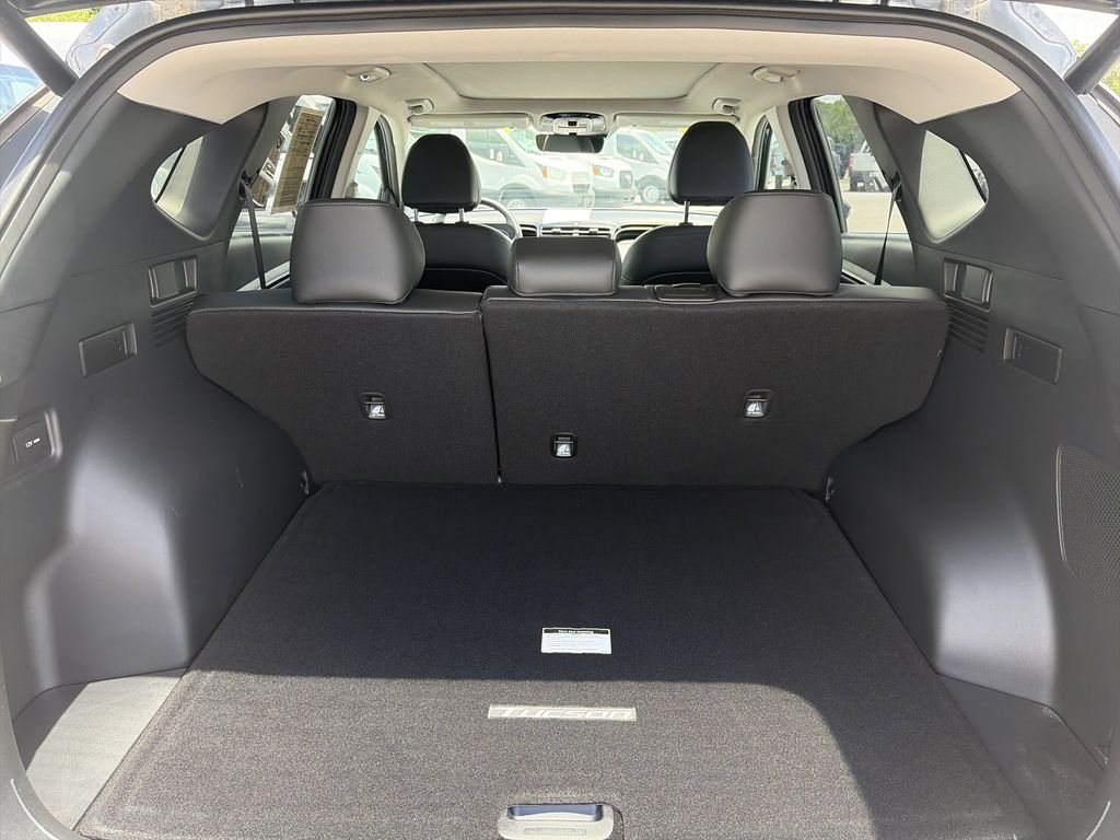 Used 2023 Gray Hyundai Limited image 32