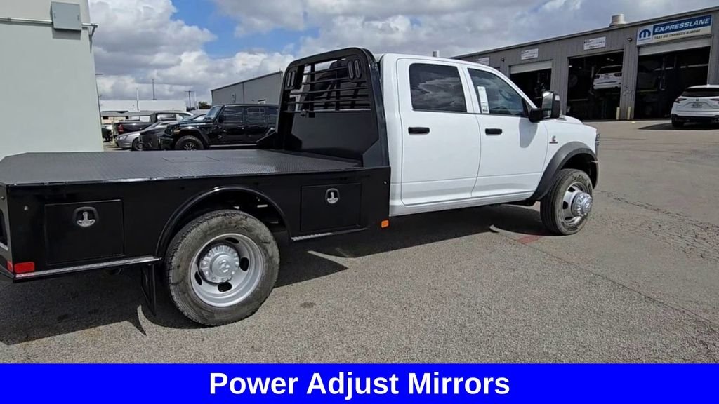 New 2026 Bright White Clearcoat RAM Tradesman image 16