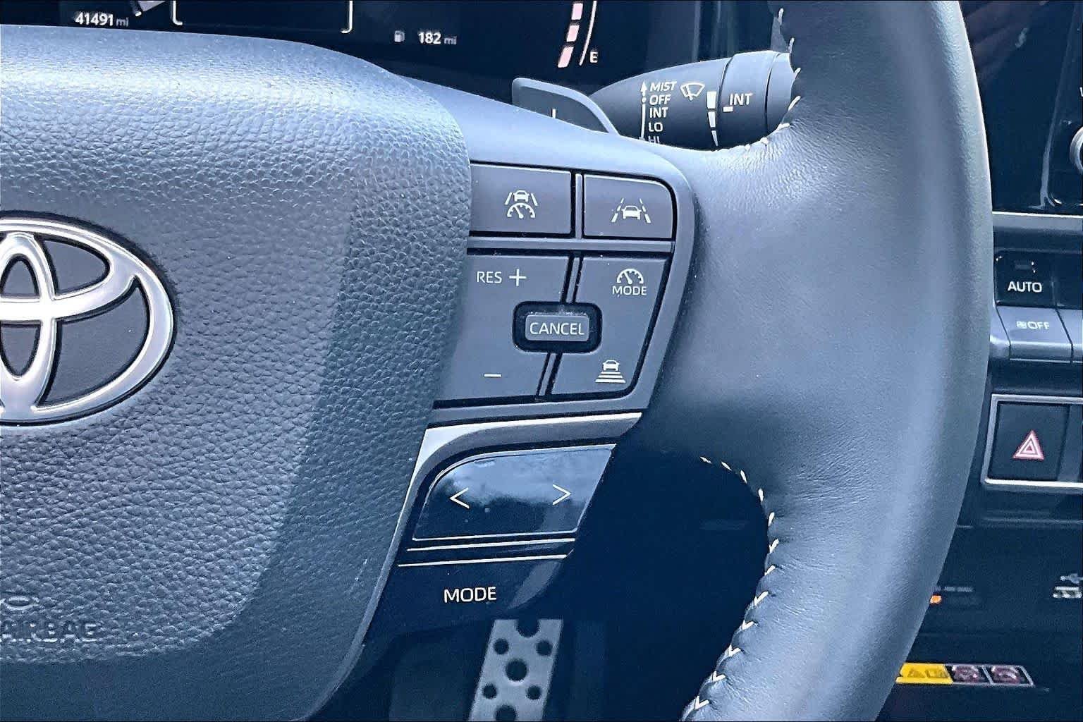 Certified Used 2025 Ice Cap Toyota SE image 25