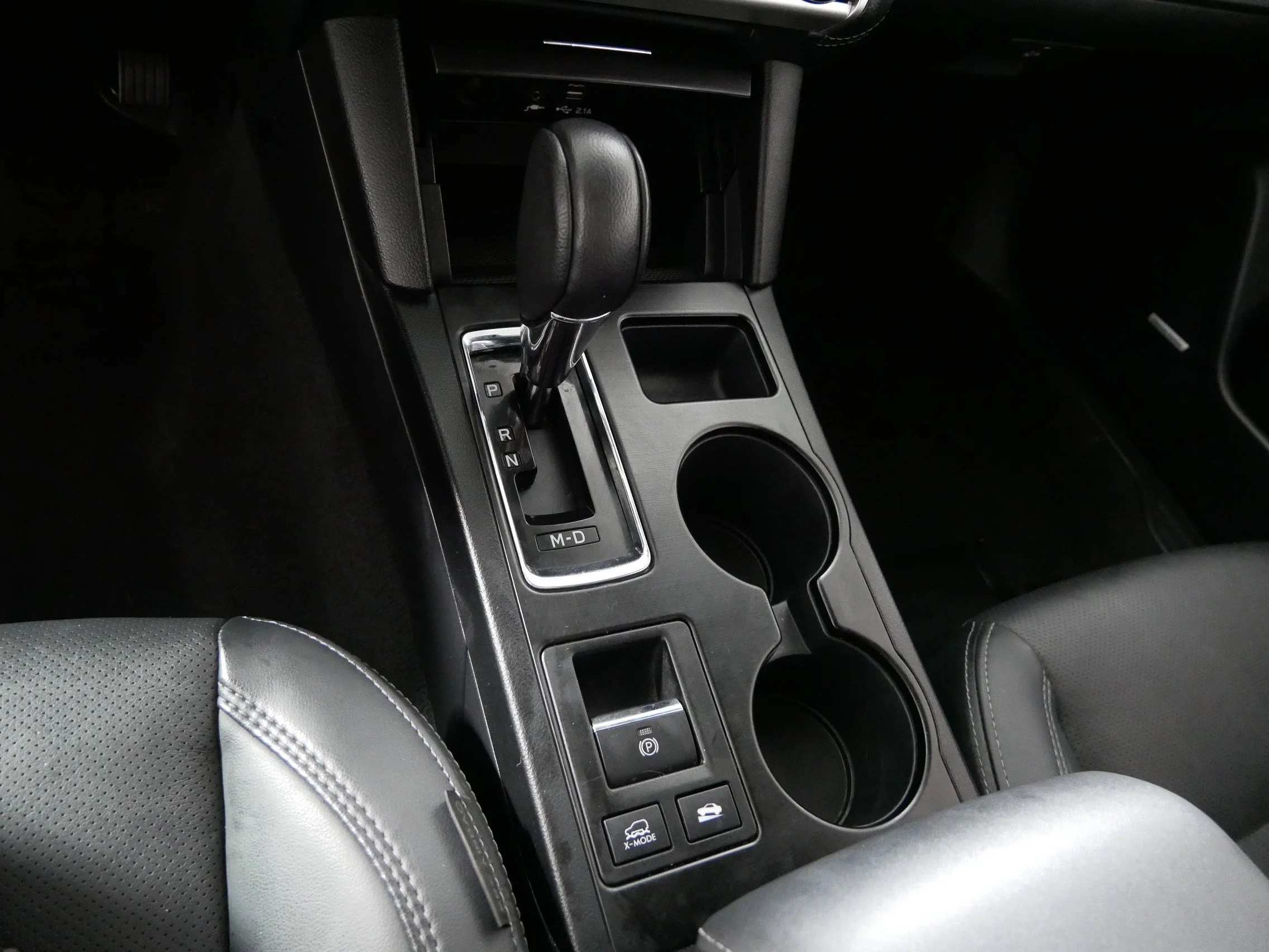 Used 2019 Magnetite Gray Metallic Subaru Limited image 24