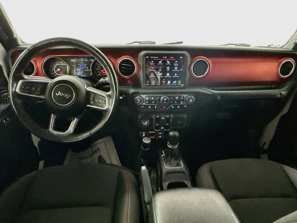 Used 2021 White Jeep Unlimited Rubicon image 27