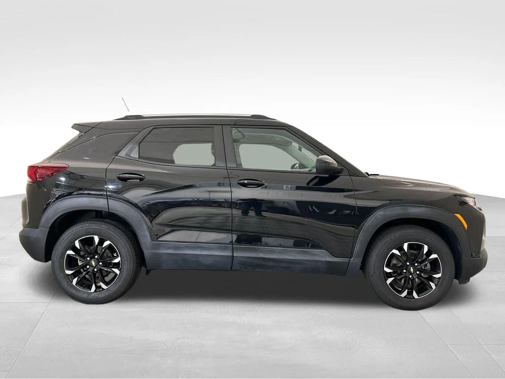 Used 2023 Black Chevrolet LT image 6