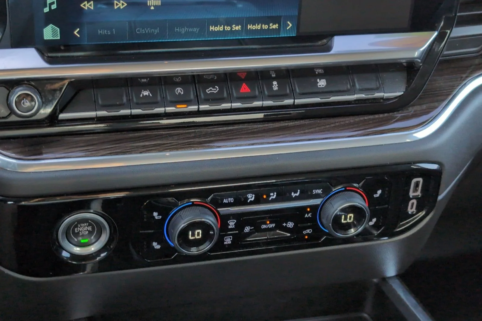 Used 2023 STERLING GRAY METALLIC Chevrolet LT image 21