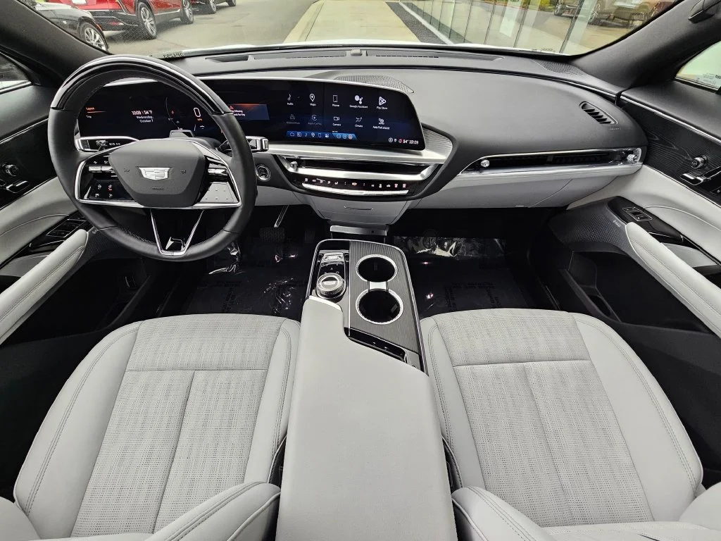 Certified Used 2024 Crystal White Tricoat Cadillac Luxury 2 image 13