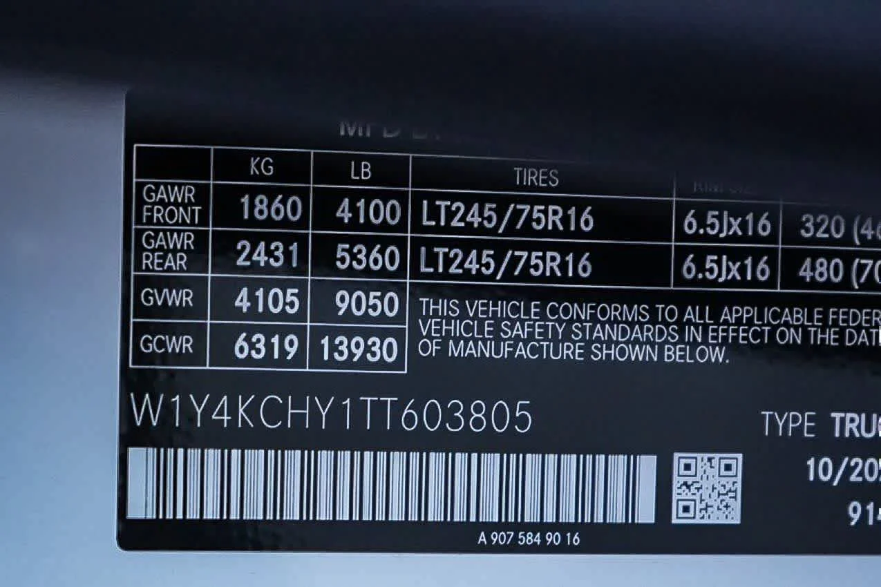 New 2026 Arctic White Mercedes-Benz Cargo 170WB High Roof RWD 2.0L I4 Diesel Turbo SO image 27
