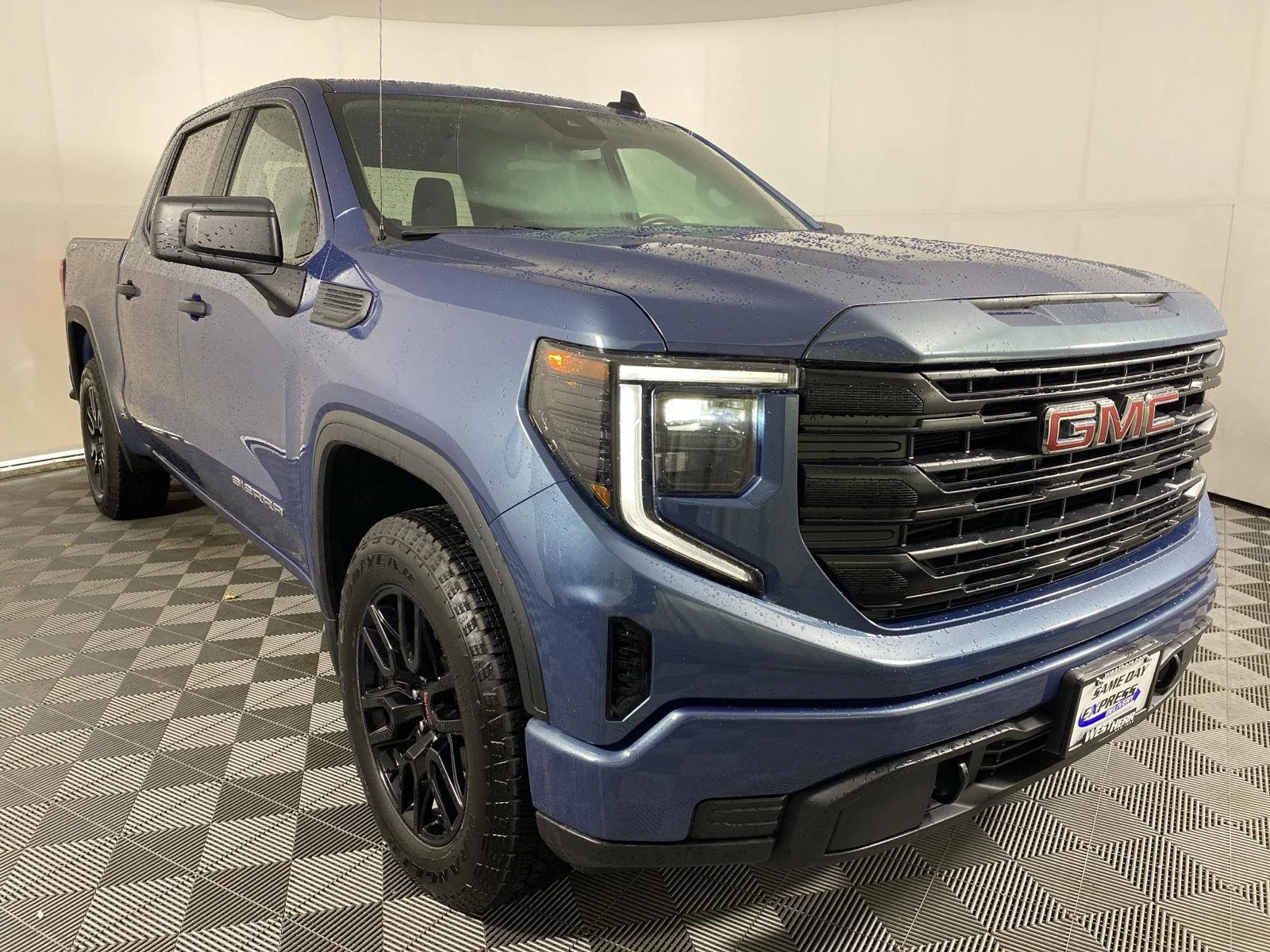 Used 2024 Downpour Metallic GMC Pro image 15