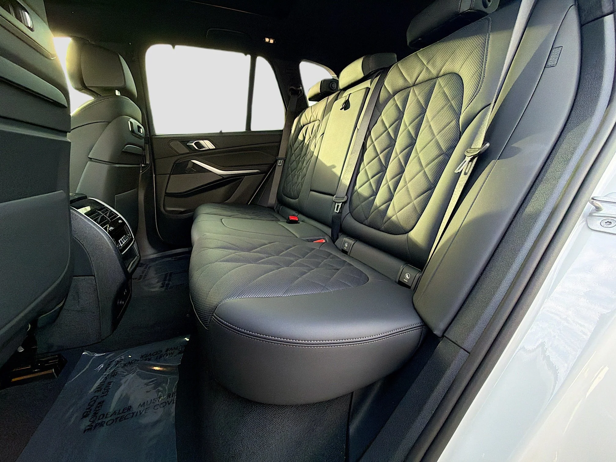 New 2026 Alpine White BMW xDrive50e image 21
