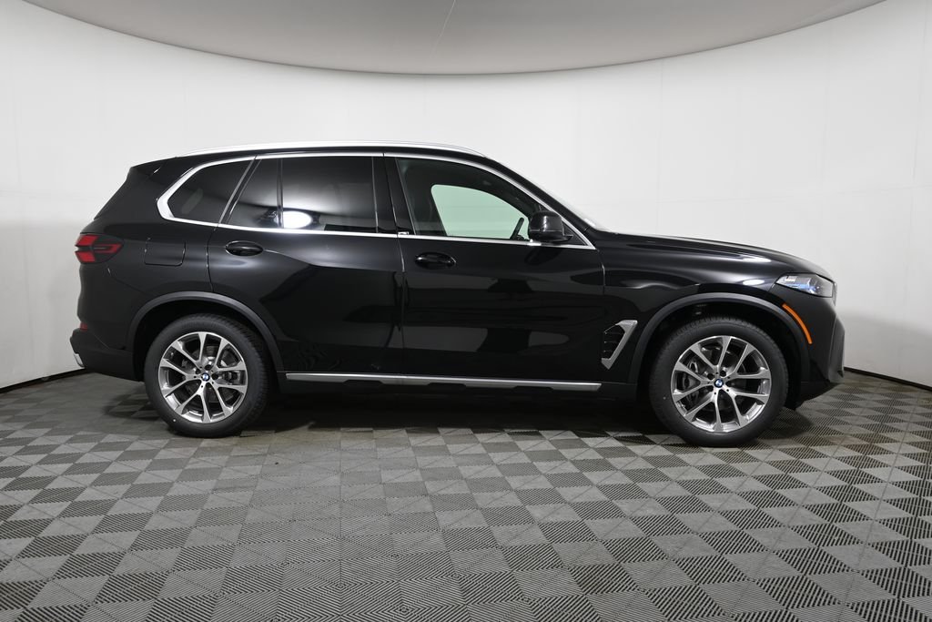New 2026 Black Sapphire Metallic BMW xDrive40i image 8