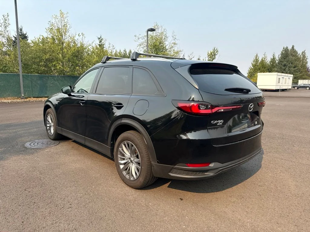 Used 2024 Jet Black Mazda 3.3 Turbo Preferred Plus image 5