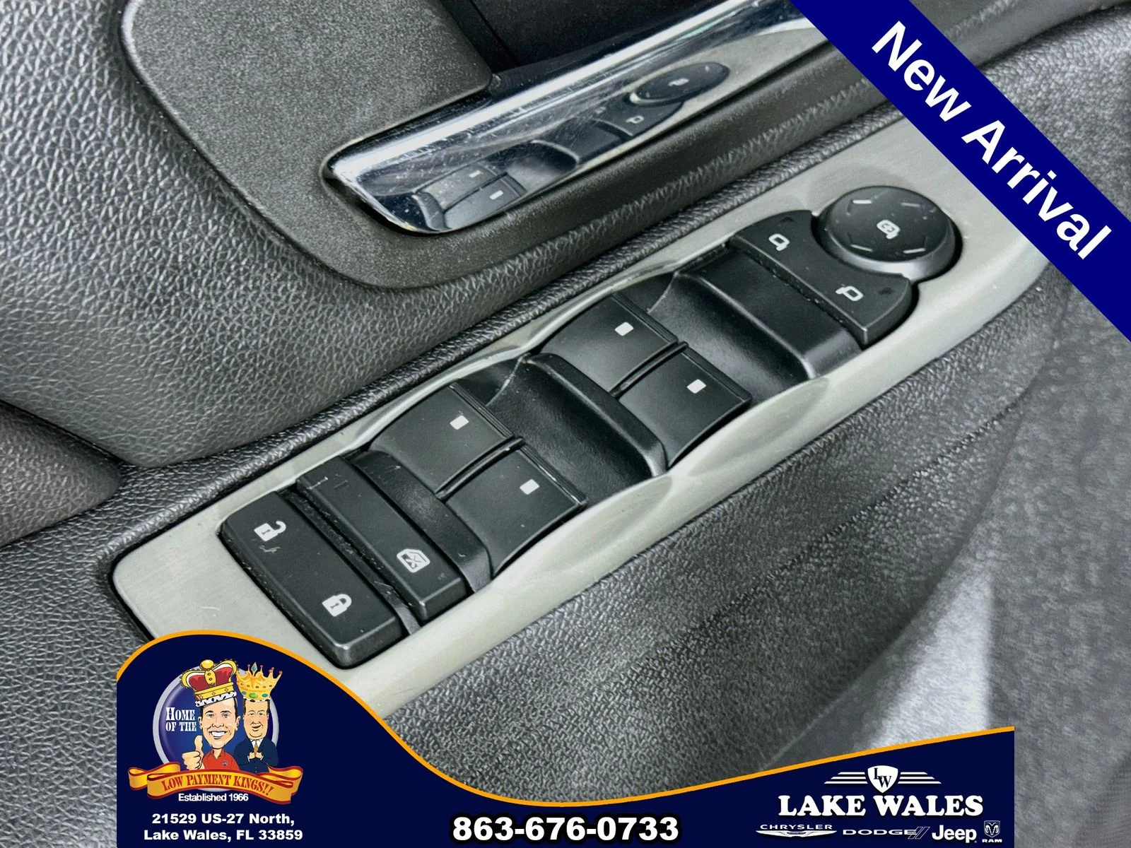 Used 2013 Black Chevrolet LT image 17