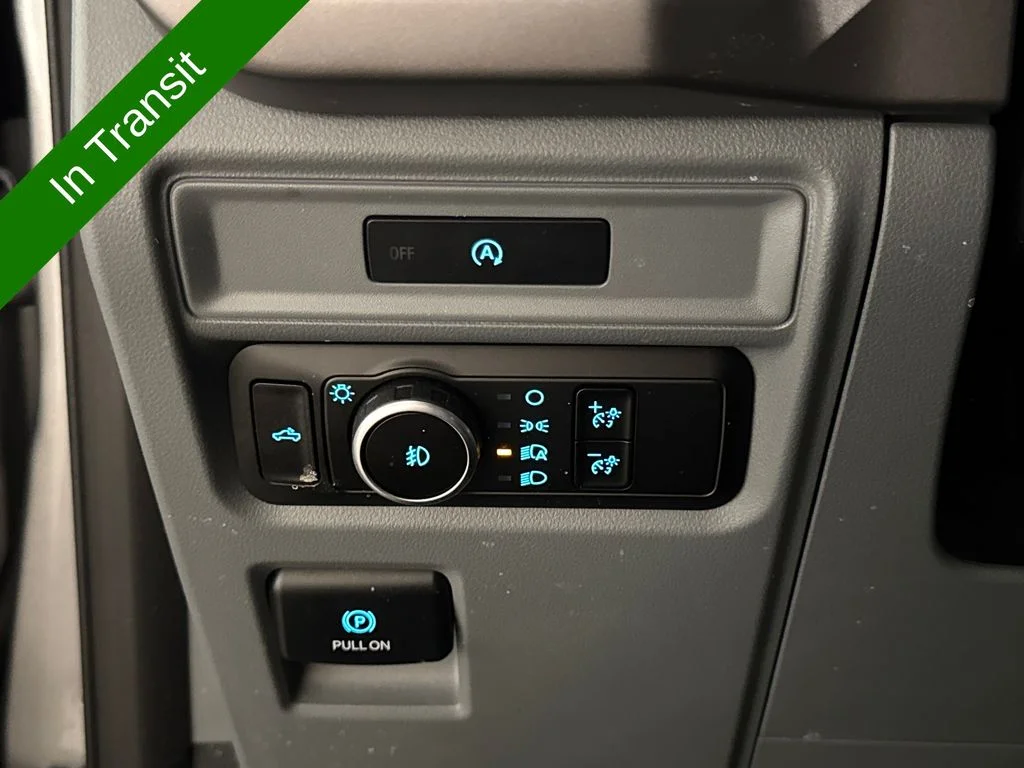 Used 2025 Silver Ford XLT image 14