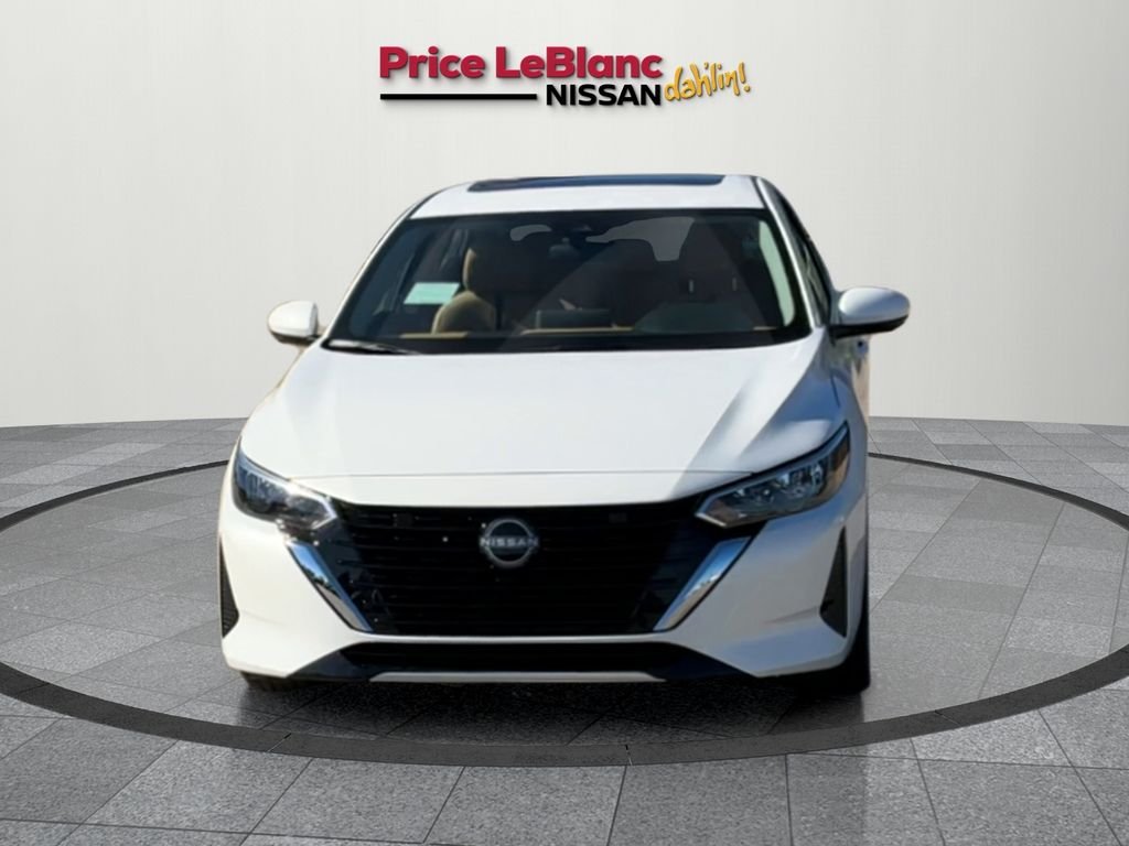 2025 Nissan Sentra SV photo 2