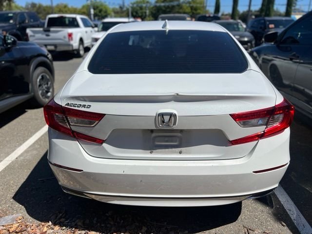 Used 2018 White Honda EX-L image 11