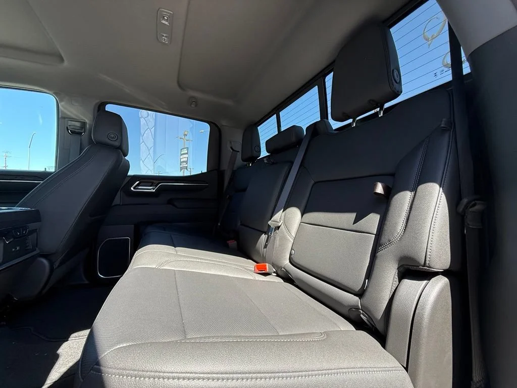 New 2026 Summit White GMC SLT image 37