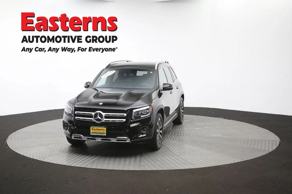 Used 2022 Black Mercedes-Benz GLB 250 image 54