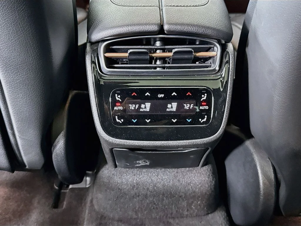 Used 2024 Black Mercedes-Benz 350+ Sedan image 26