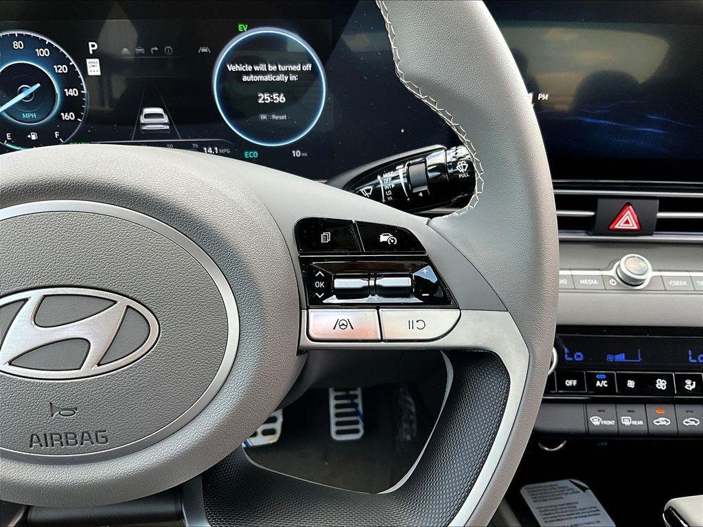 2026 Hyundai Elantra Blue - Photo 18