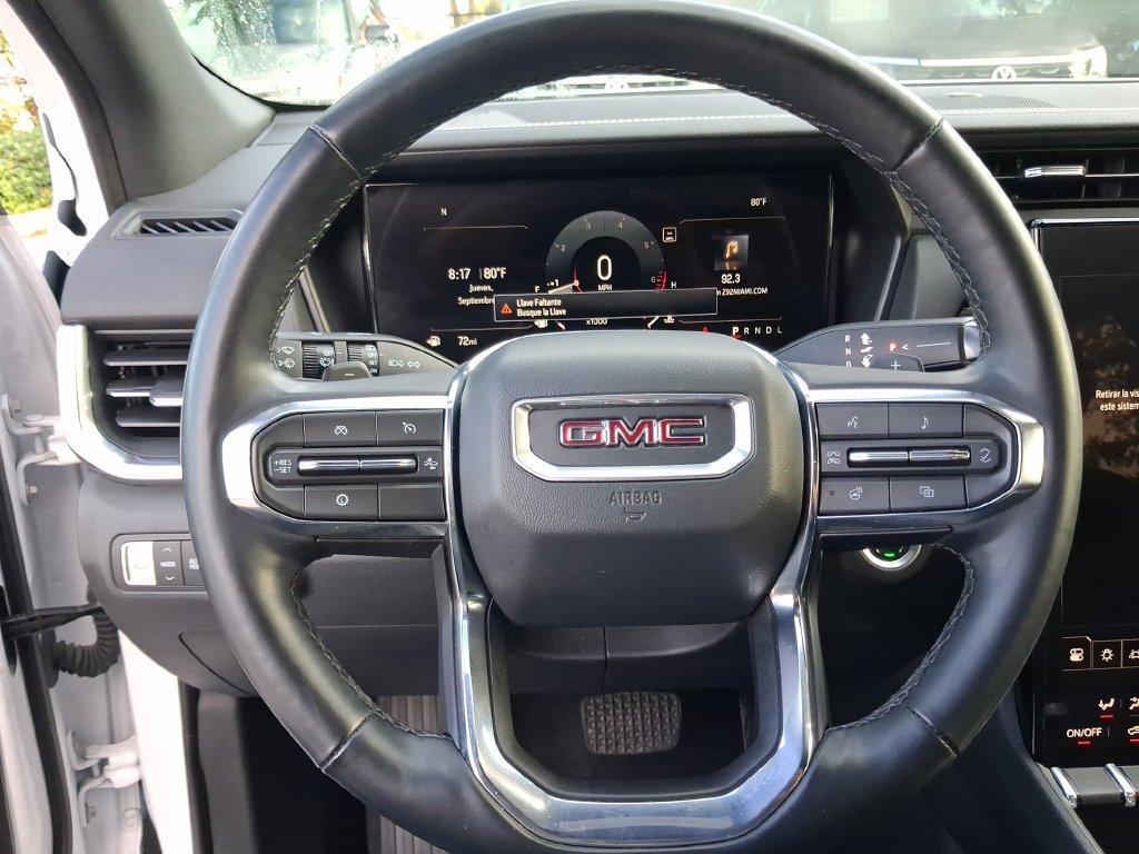 Used 2025 White GMC Elevation image 17