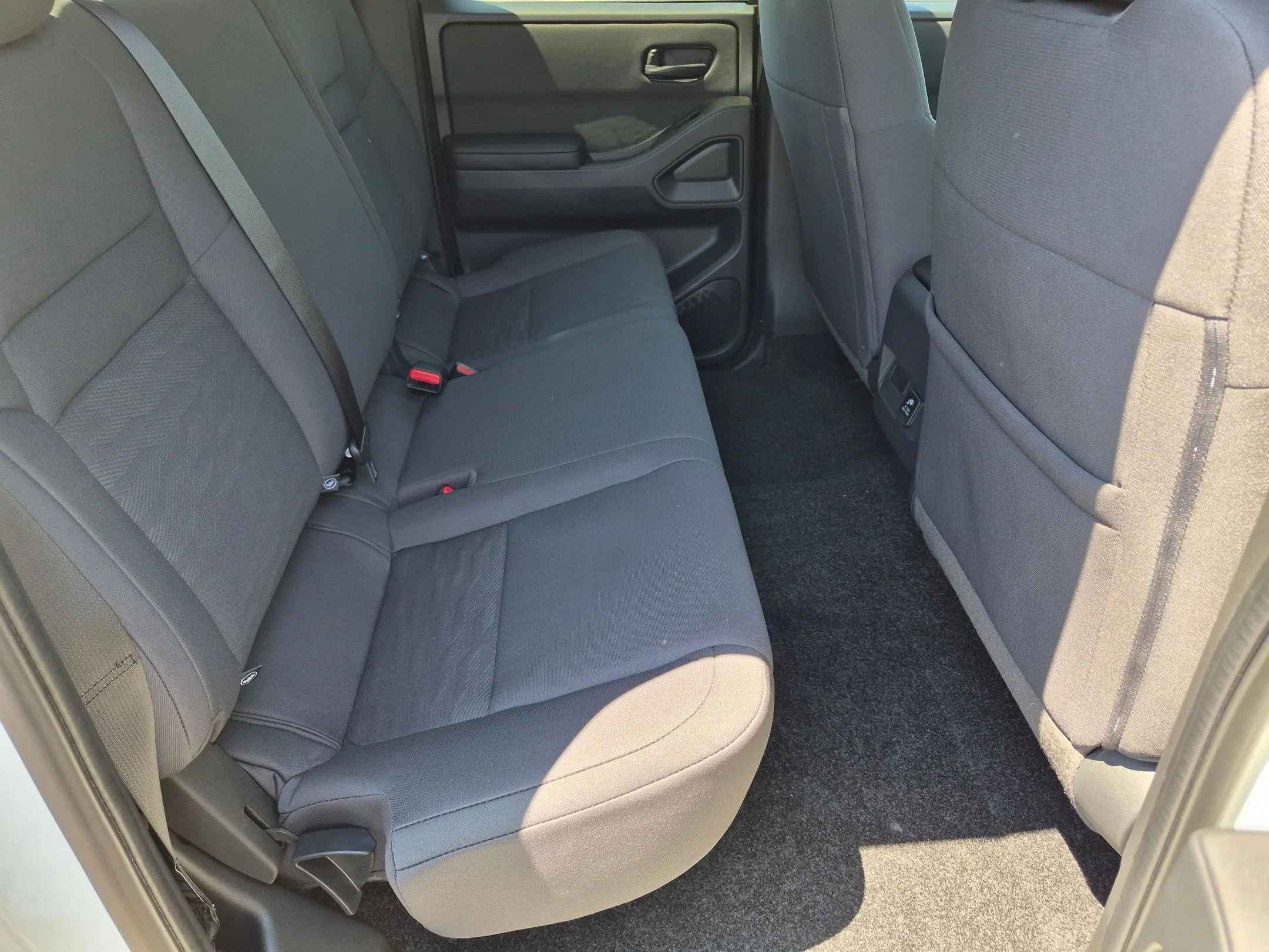New 2026 Glacier White Nissan Crew Cab S image 24