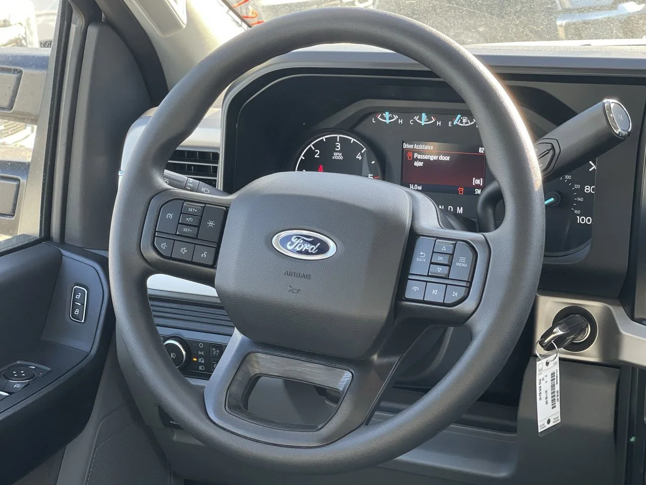 New 2026 Oxford White Ford XL image 15