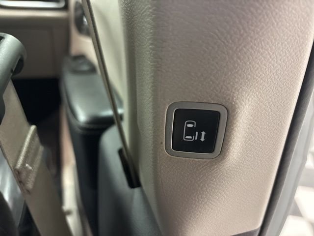 Used 2022 White Chrysler Touring L image 35